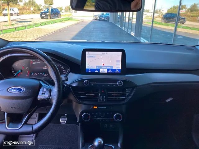 Ford Focus SW 1.0 EcoBoost Hybrid ST-LINE - 23