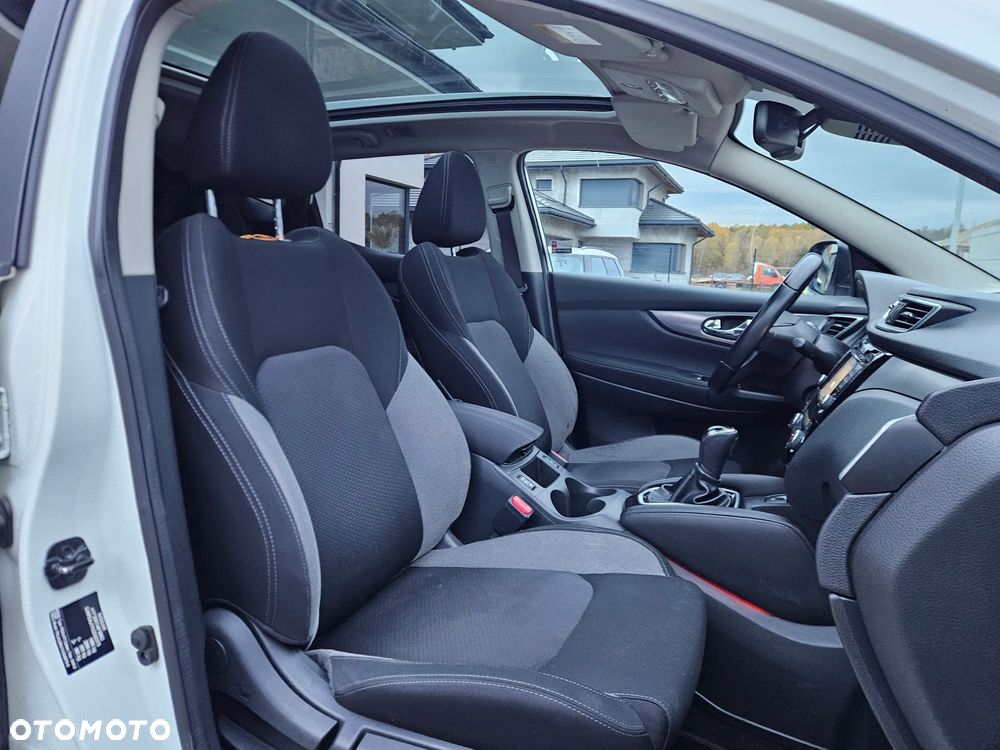 Nissan Qashqai 1.2 DIG-T N-Connecta Xtronic EU6 - 8