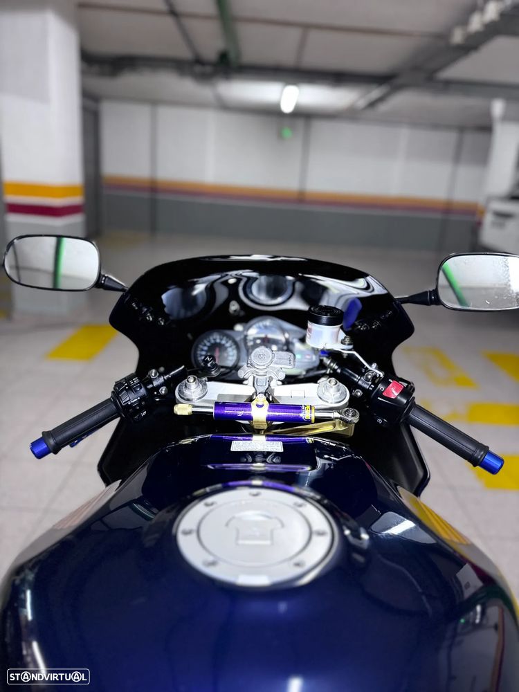 Honda CBR CBR900RR SC33 - FIREBLADE - 13