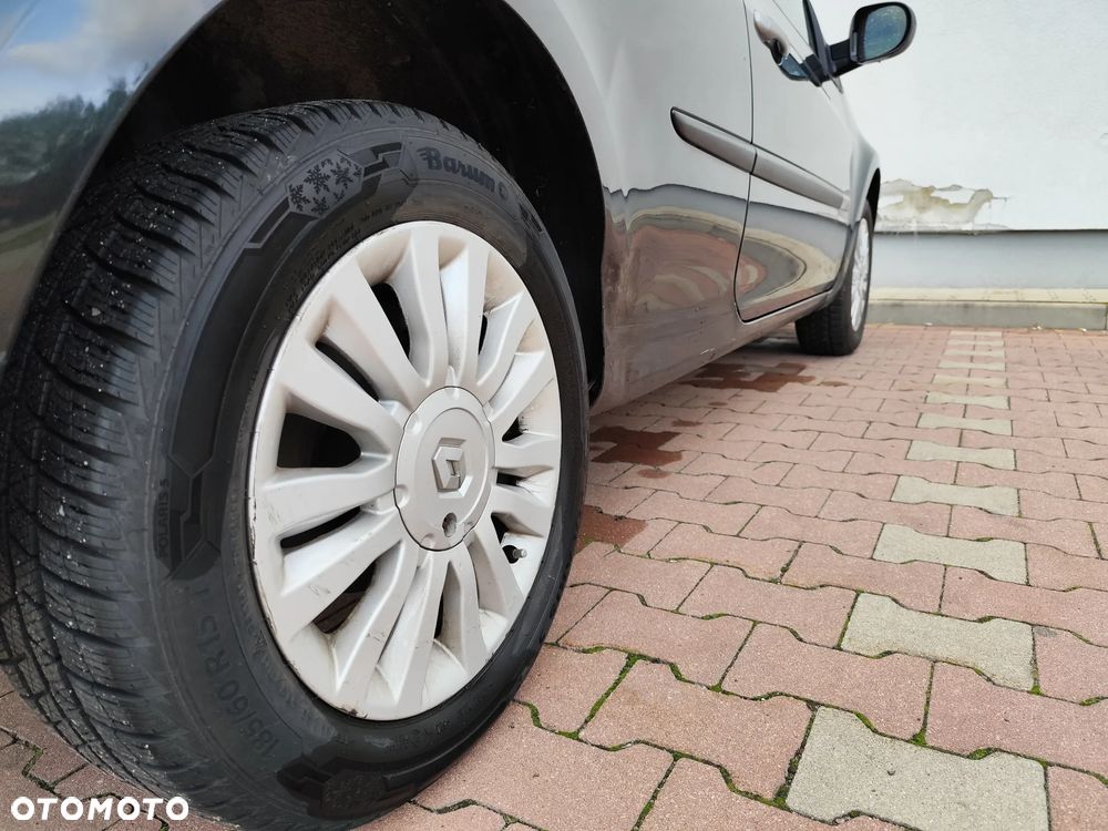 Renault Clio 1.2 16V 75 Dynamique - 10