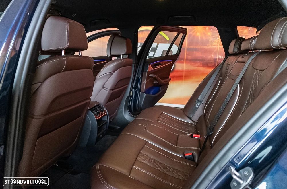 BMW 520 d Line Luxury Auto - 27