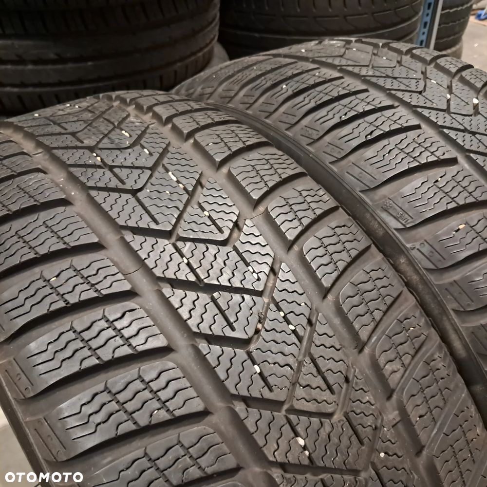 Opony zimowe 2szt 225/40/19 225/40R19 zima pirelli sottozero 3 para - 2