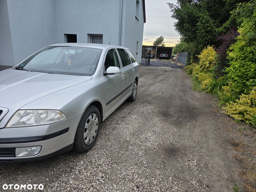 Skoda 105 - 5
