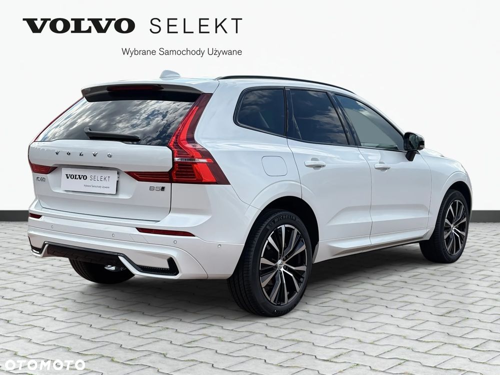 Volvo XC 60 B5 B AWD Plus Dark - 7