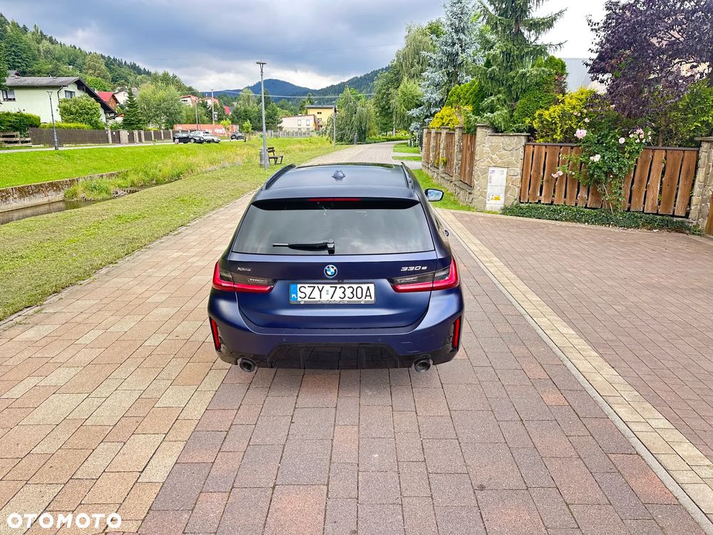 BMW Seria 3 330e xDrive M Sport - 12