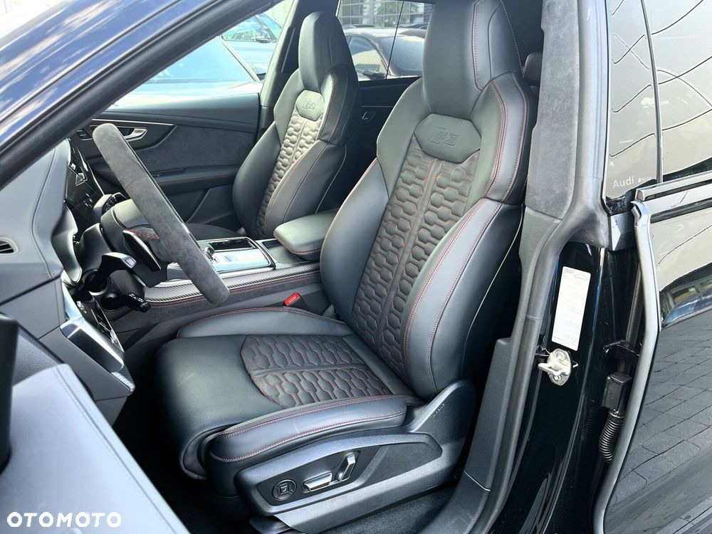 Audi RS Q8 - 6