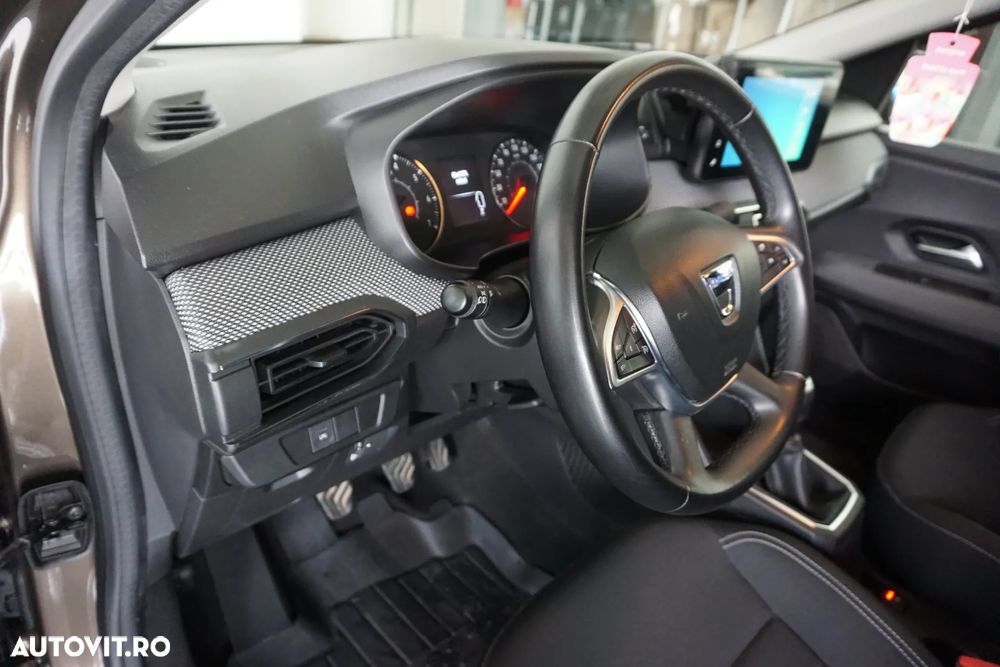 Dacia Logan TCe 90 MT6 Prestige - 18