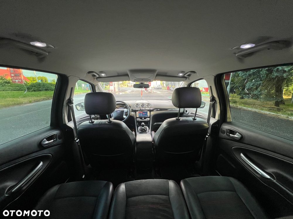 Ford S-Max 2.0 TDCi DPF Titanium - 14