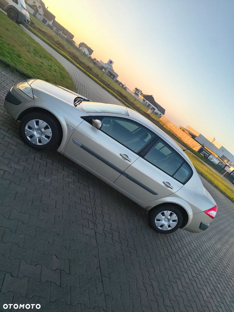 Renault Megane 1.6 16V Dynamique - 17