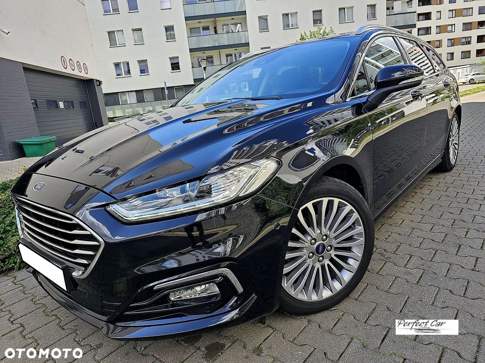 Ford Mondeo 2.0 Hybrid Titanium - 1