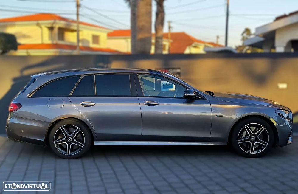 Mercedes-Benz E 300 de AMG Line - 12