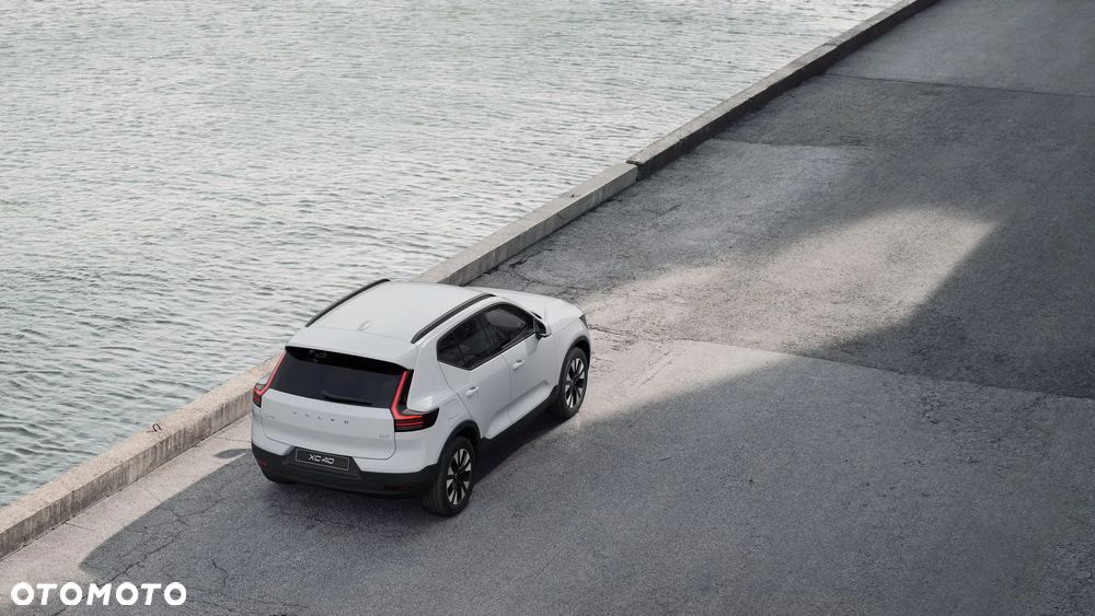 Volvo XC 40 B3 Essential - 5