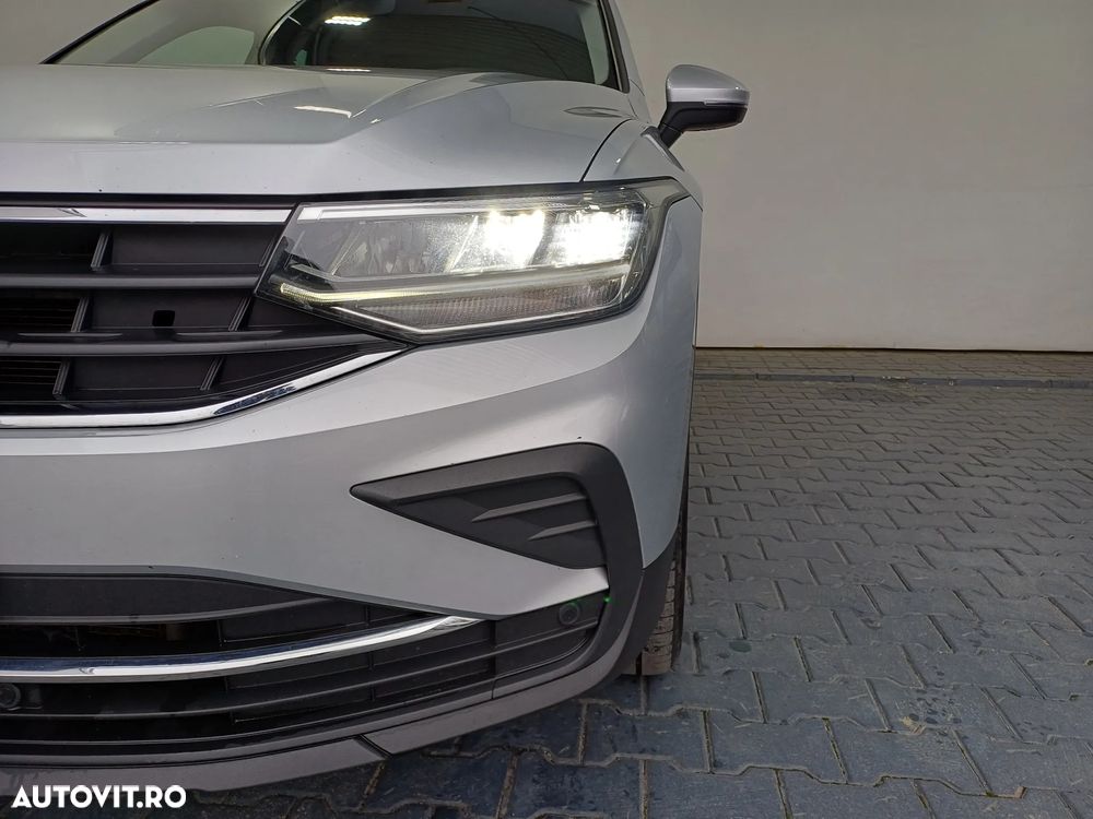 Volkswagen Tiguan 2.0 TDI SCR DSG Life - 38