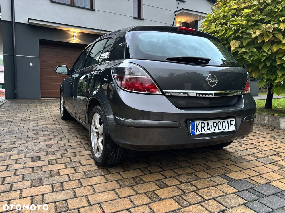 Opel Astra III 1.7 CDTI - 11
