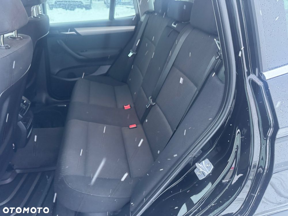 BMW X3 xDrive20d - 12