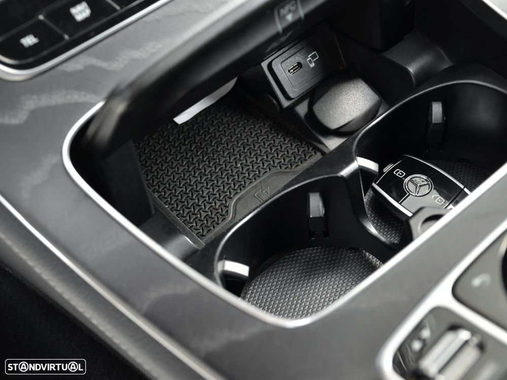 Mercedes-Benz E 220 d AMG Line Aut. - 32