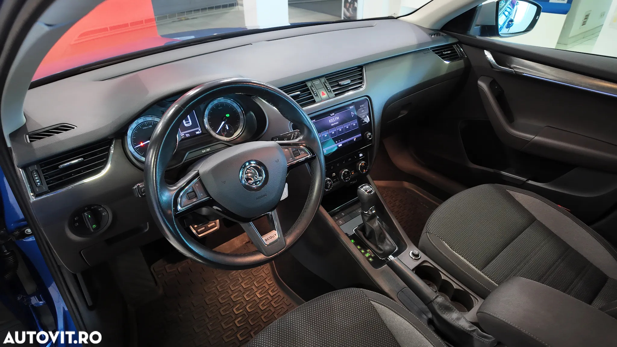 Skoda Octavia Combi Diesel 2.0 TDI 4X4 DSG Scout - 12