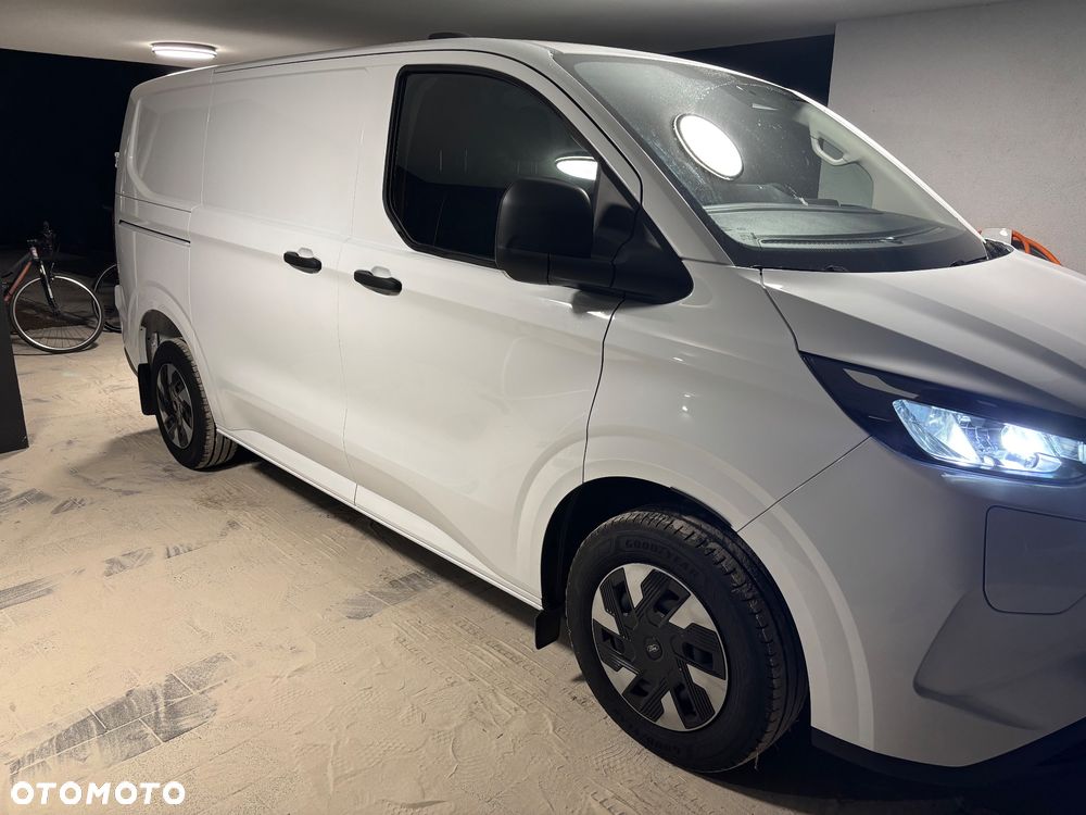 Ford Transit Custom - 16