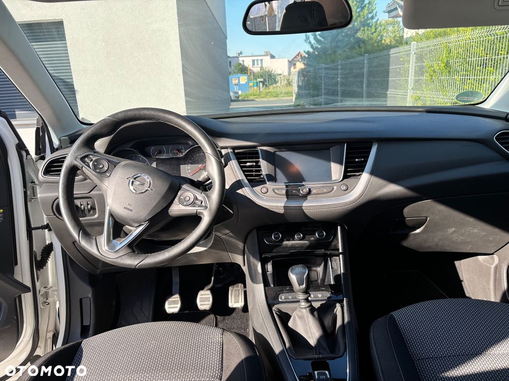 Opel Grandland X 1.2 Start/Stop Business Elegance - 16