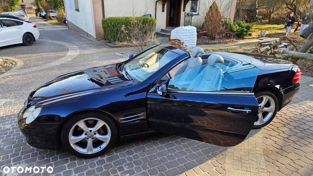 Mercedes-Benz SL - 21