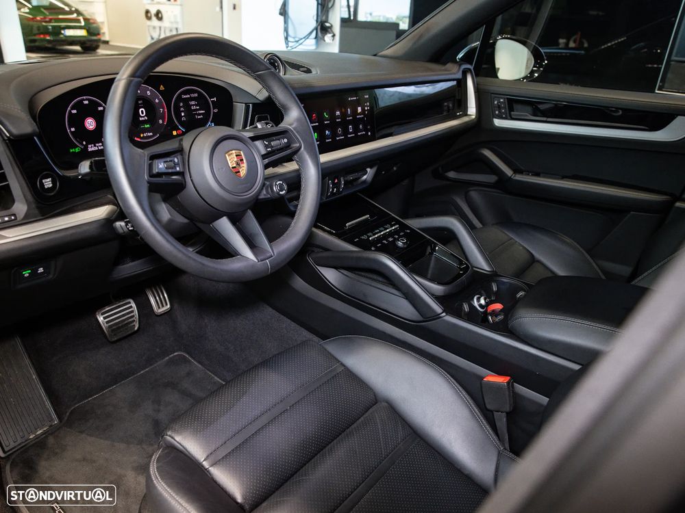 Porsche Cayenne S E-Hybrid - 24