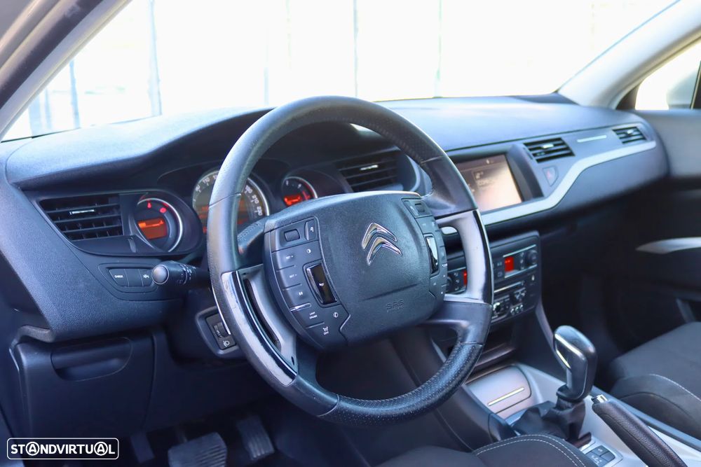 Citroën C5 Tourer e-HDi 115 EGS6 FAP Selection - 14