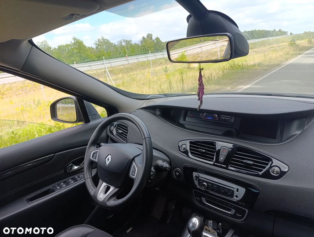 Renault Scenic 1.6 dCi Energy Bose - 25