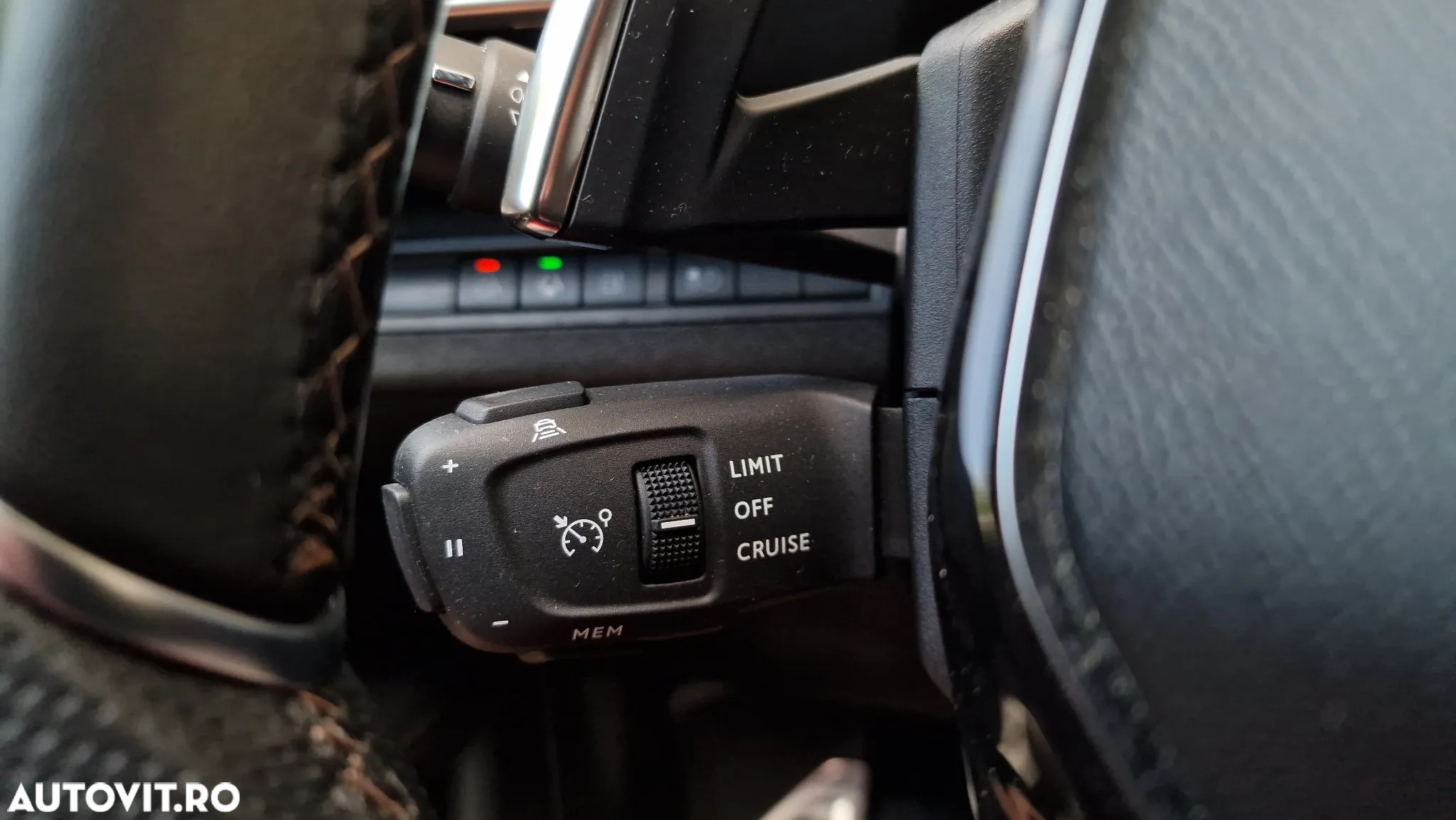 Peugeot 3008 PHEV EAT8 GT Pack - 23