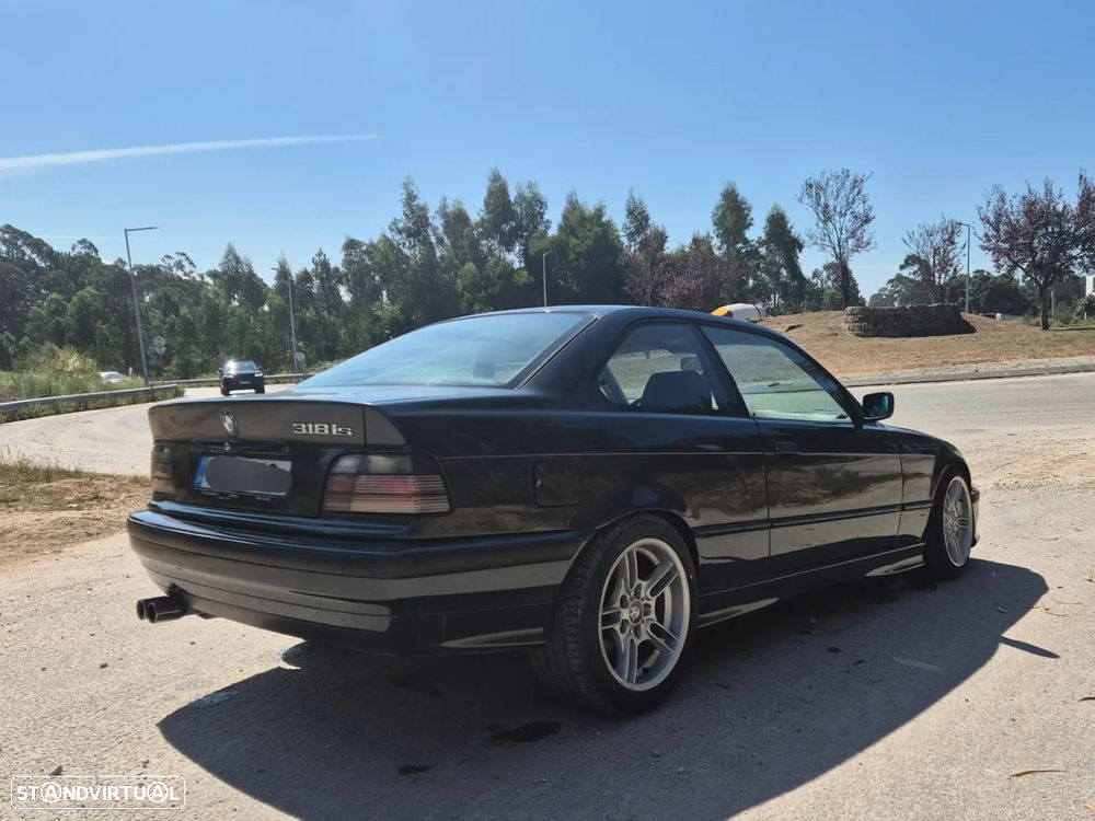 BMW 318 - 4