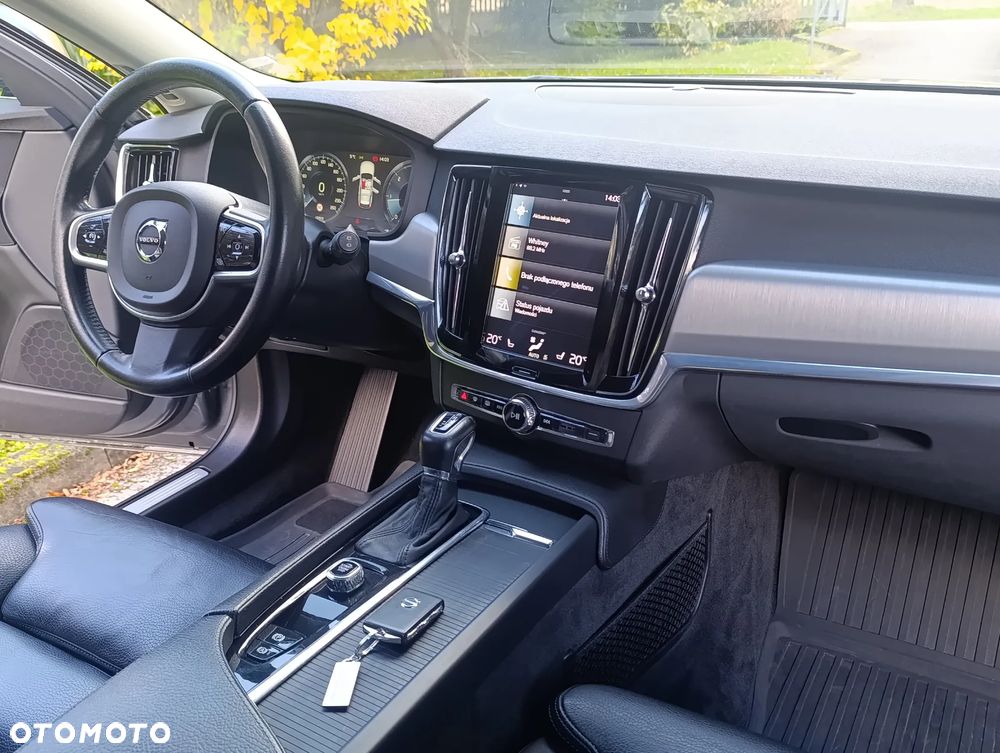 Volvo V90 D3 Momentum Pro - 7
