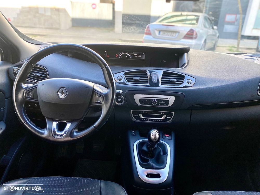 Renault Scénic 1.5 dCi Exclusive SS - 14