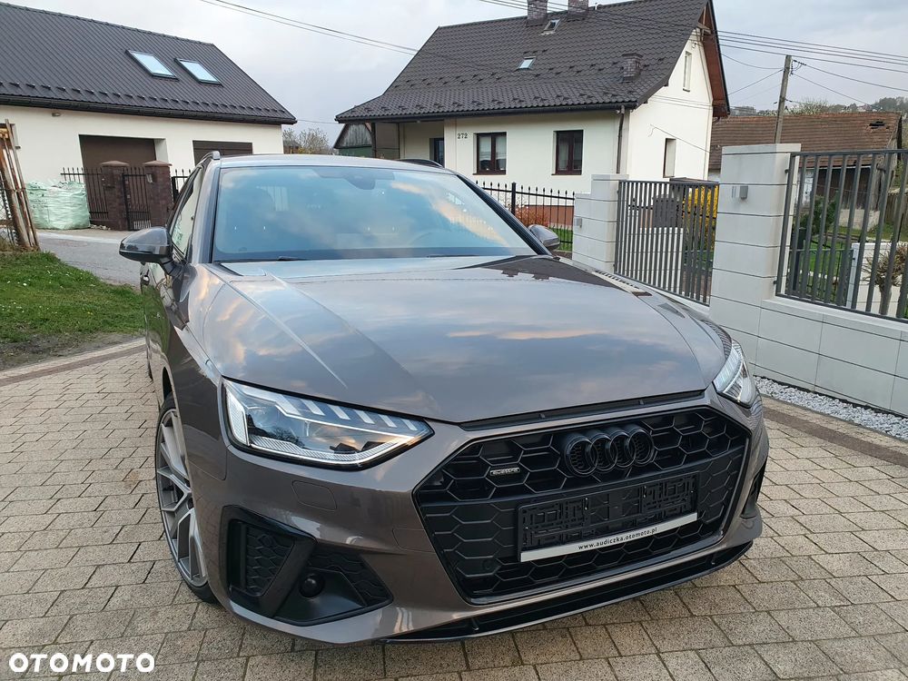 Audi A4 Avant 40 TDI quattro S tronic S line - 15