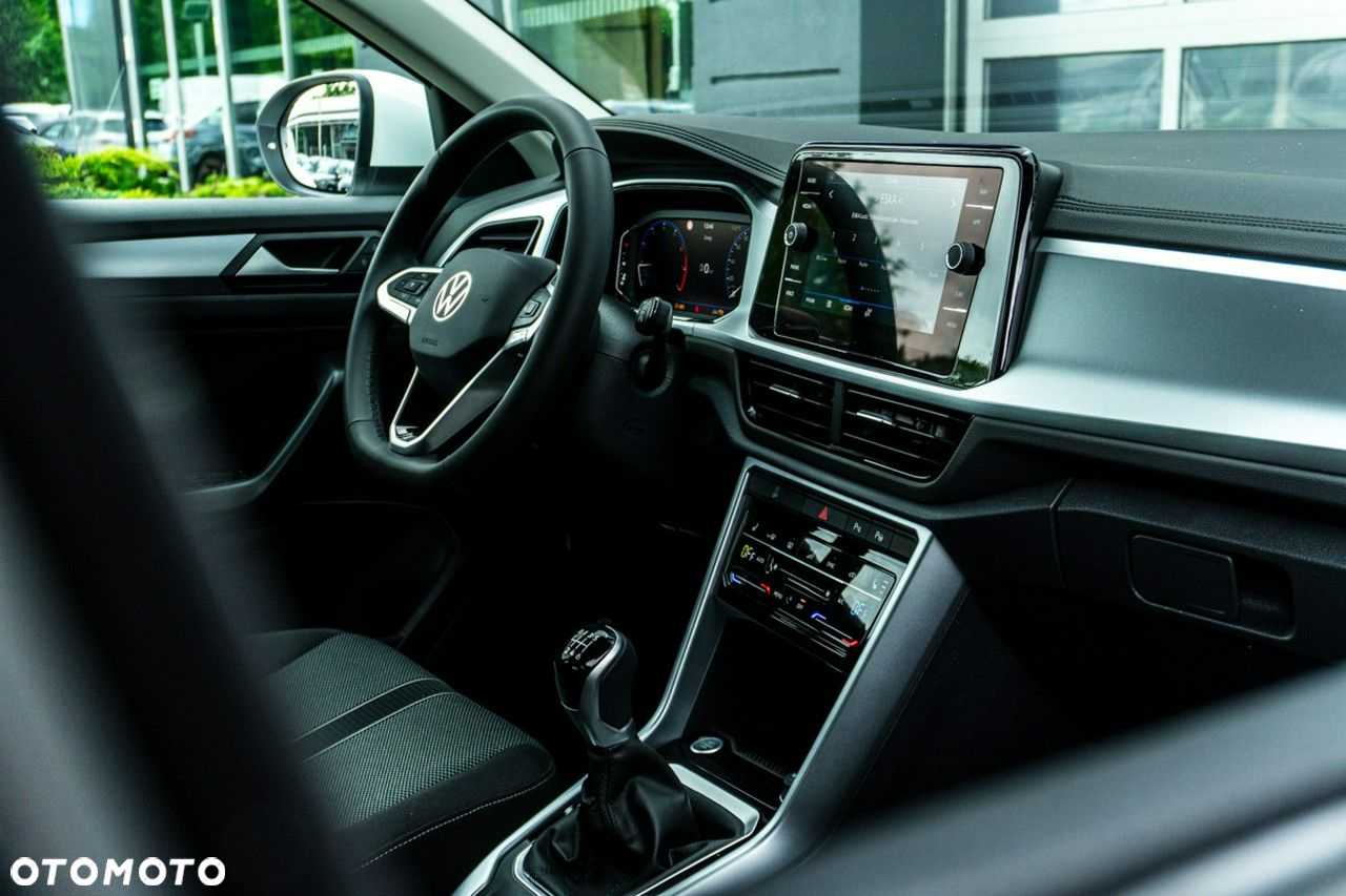 Volkswagen T-Roc - 14