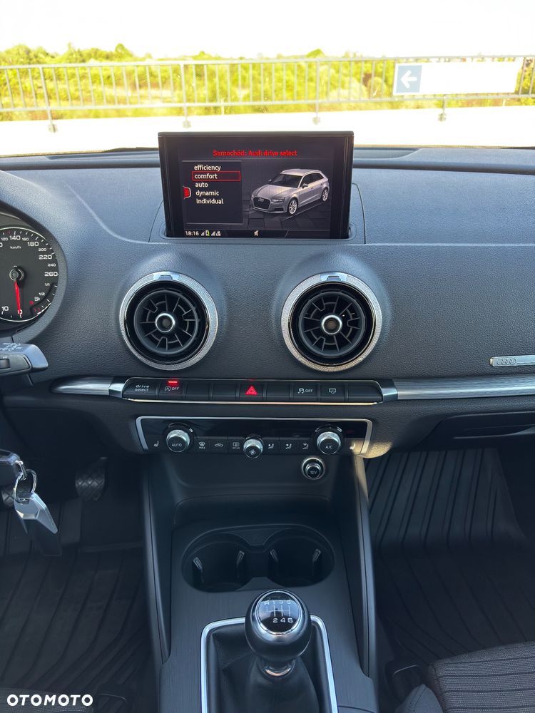 Audi A3 Sportback 2.0 TDI Sport - 16