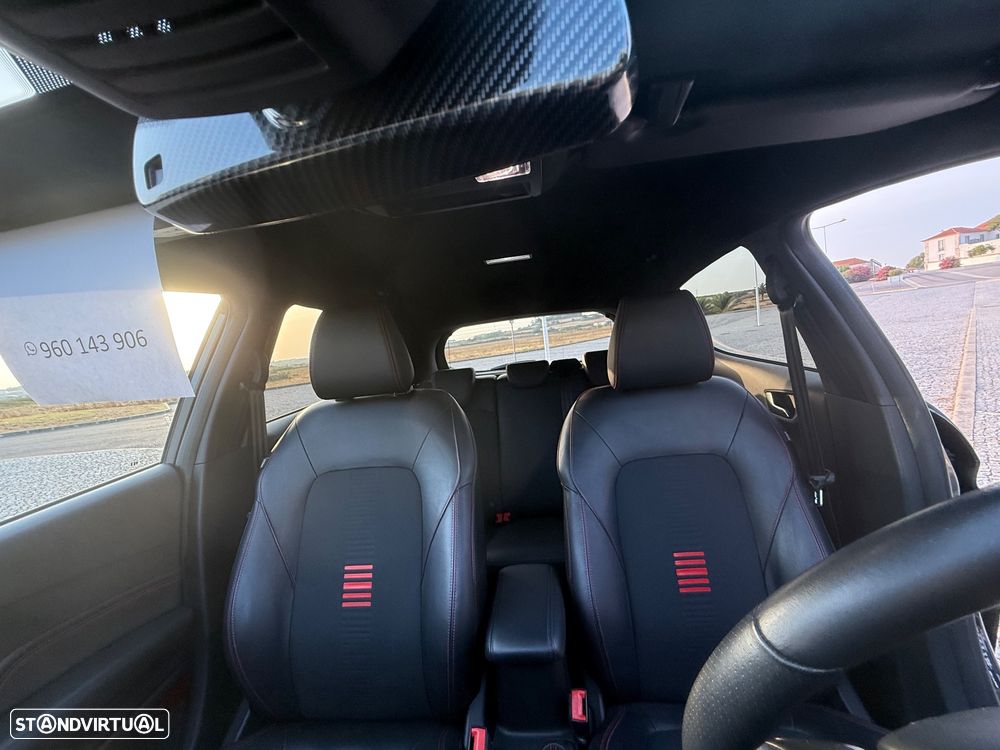 Ford Fiesta 1.0 EcoBoost ST-Line - 33