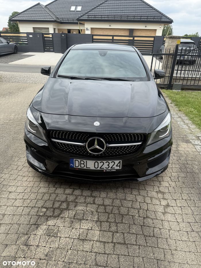 Mercedes-Benz CLA 250 7G-DCT AMG Line - 3