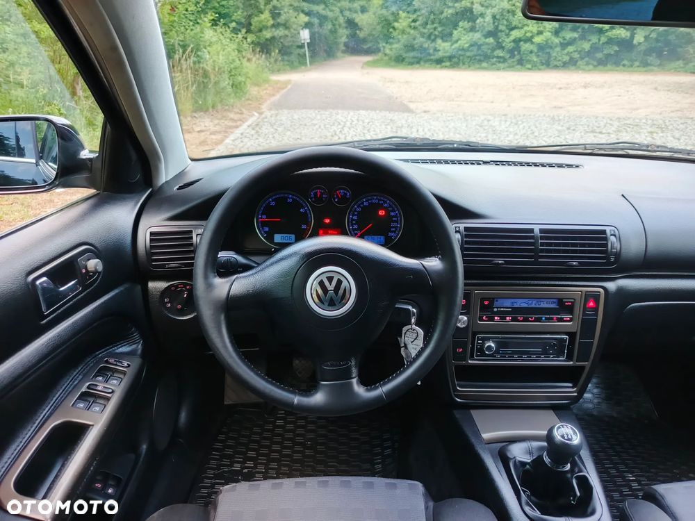 Volkswagen Passat Variant 1.9 TDI Comfortline Family - 9