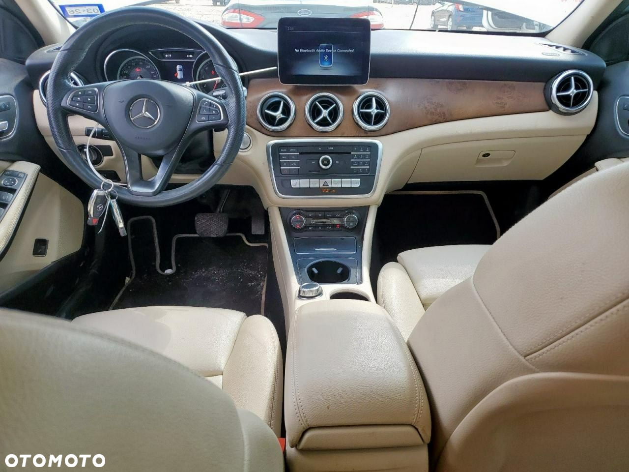 Mercedes-Benz GLA - 11