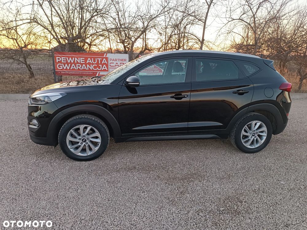 Hyundai Tucson blue 1.7 CRDi 2WD Passion - 9