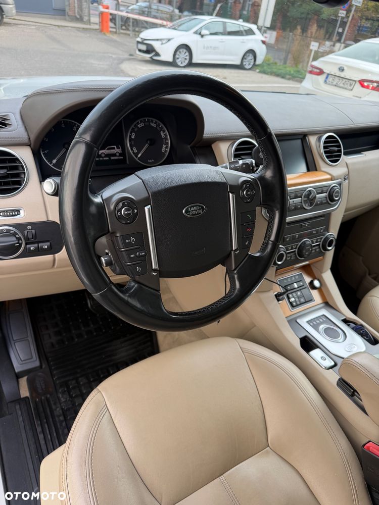 Land Rover Discovery 3.0 Si6 HSE Luxury - 29