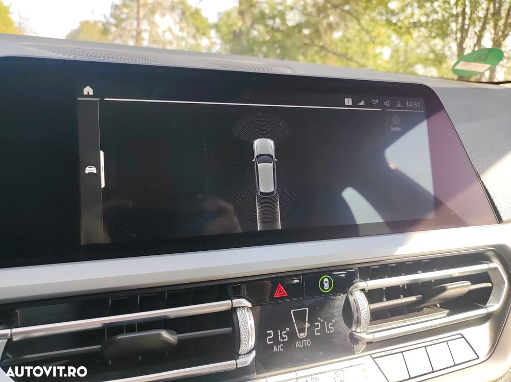 BMW Seria 3 320i Touring Aut. - 19