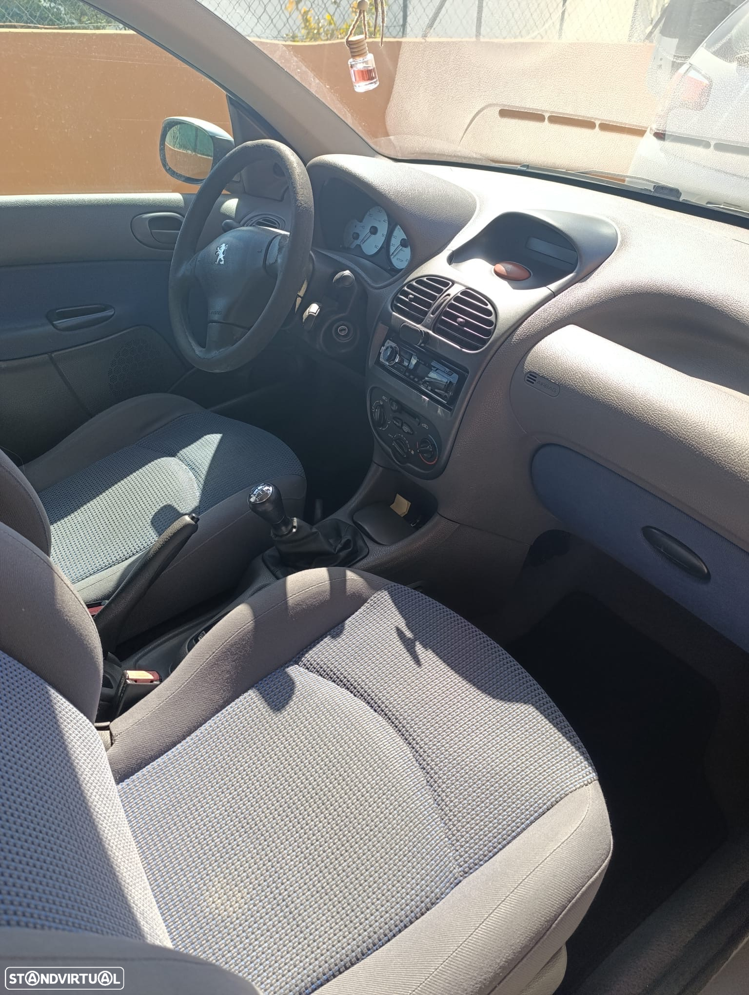 Peugeot 206 - 11