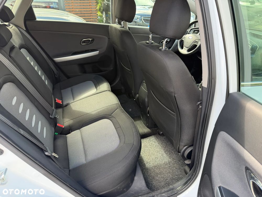 Kia Ceed 1.6 CRDi Smart - 33