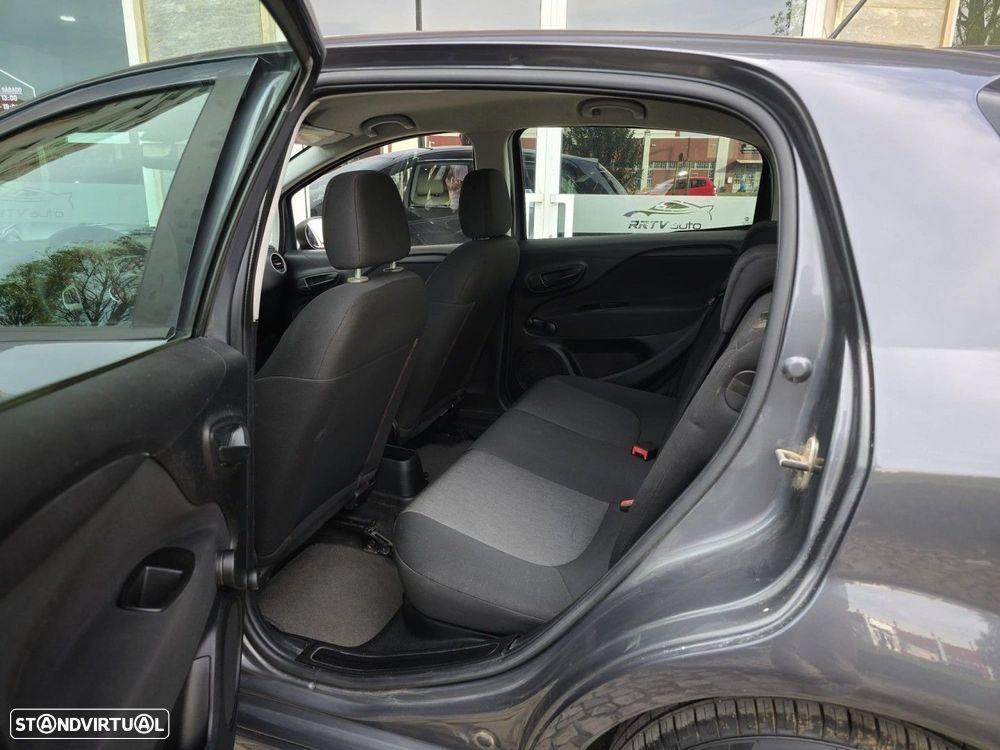 Fiat Punto 1.2 Young S&S - 16