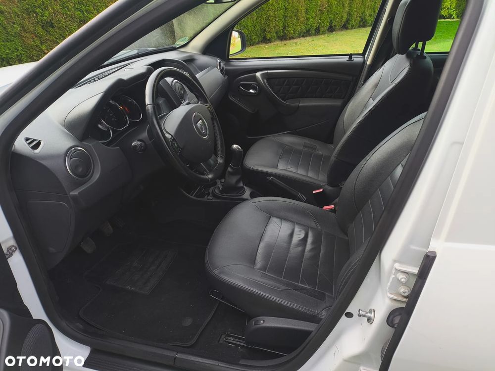 Dacia Duster 1.6 Laureate Euro5 - 19