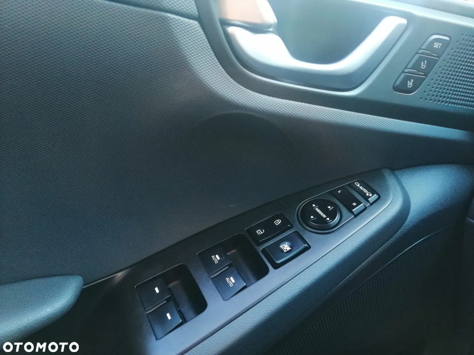 Hyundai IONIQ hybrid Platinum - 30
