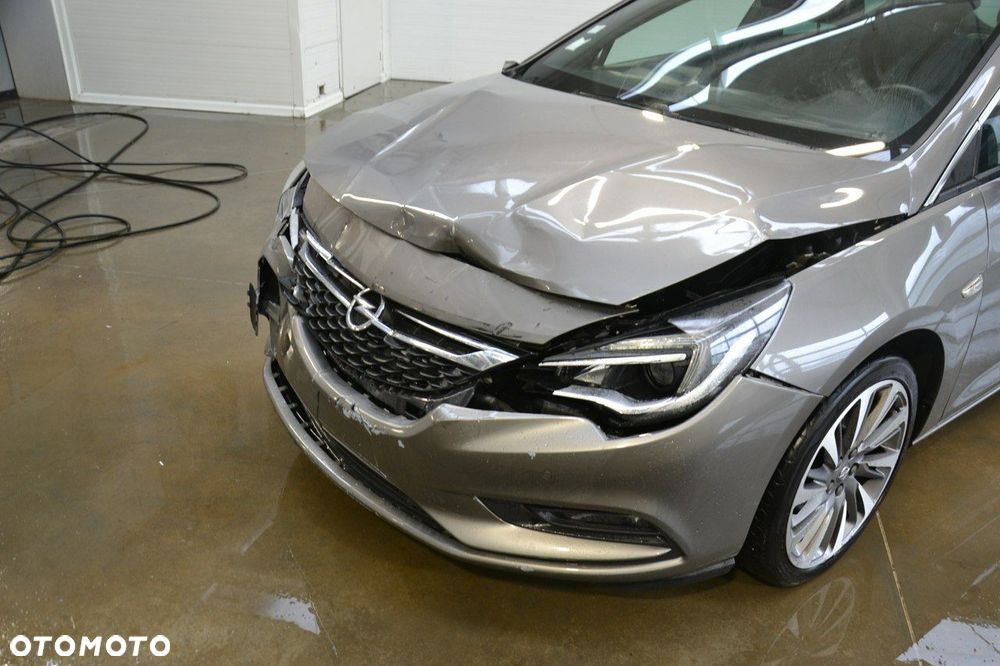 Opel Astra - 16