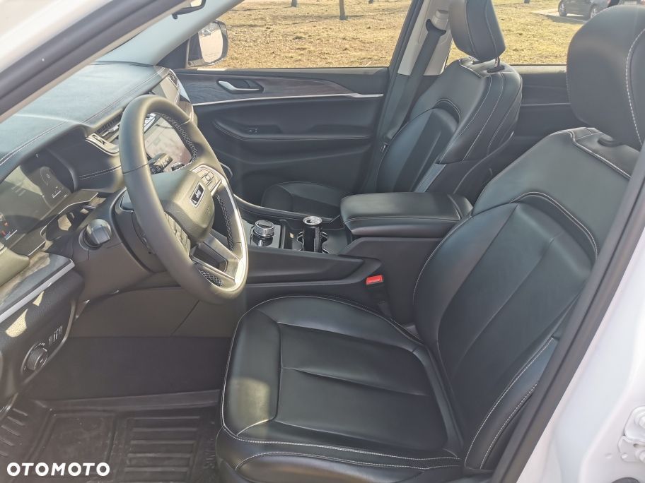 Jeep Grand Cherokee - 13