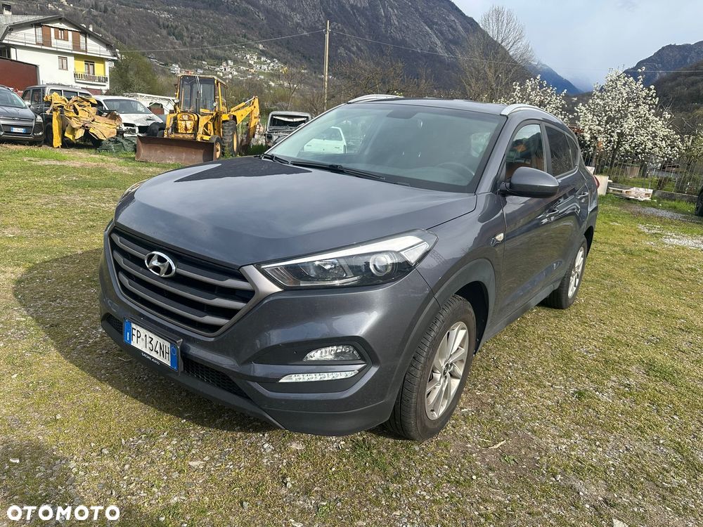 Hyundai Tucson 1.7 CRDI BlueDrive Comfort 2WD - 37