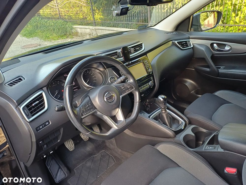 Nissan Qashqai 1.3 DIG-T N-Connecta - 6